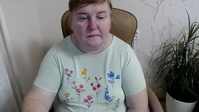 Snapshot of Limonka-Fire chatting on January 2025 05:42:01 PM Limonka-Fire online show from January 2025 05:42:01 PM