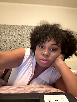 camiliaskye online show from October 2025 03:27:01 AM