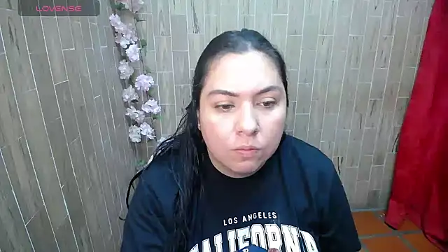 solyeria online show from June 2026 12:36:02 AM