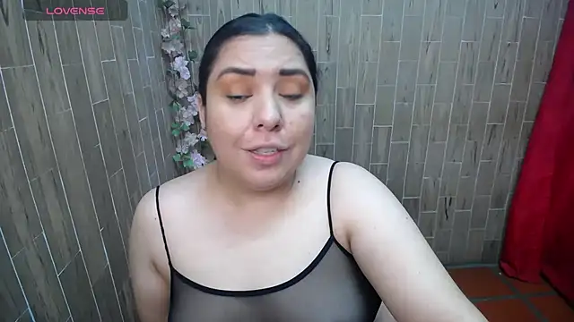 solyeria online show from July 2026 02:09:02 AM
