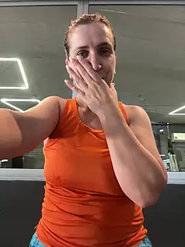 Bia sexynovaes online show from May 2026 07:00:02 PM