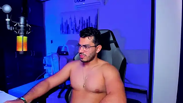 BrunoD31 online show from October 2025 04:07:02 PM