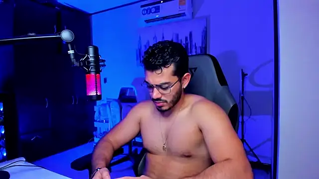 BrunoD31 online show from November 2025 04:01:01 AM