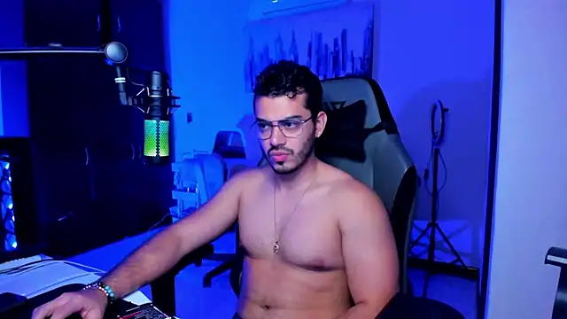 BrunoD31 online show from November 2025 10:26:02 PM