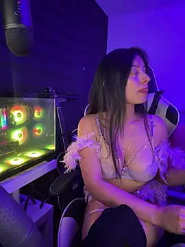 Snapshot of missycanoo chatting on March 2025 05:02:01 AM missycanoo online show from March 2025 05:02:01 AM