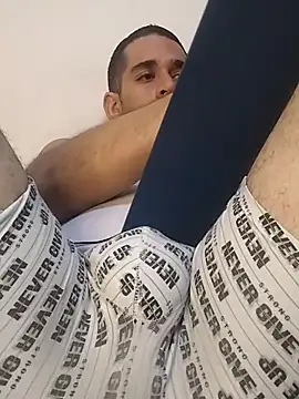 CRISTHIAN GREY01 online show from March 2025 06:26:02 AM