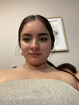 imlindapink online show from March 2025 10:53:01 PM