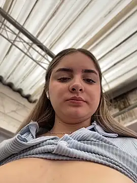 imlindapink online show from April 2026 04:23:01 PM