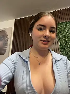 imlindapink online show from July 2026 04:49:01 PM