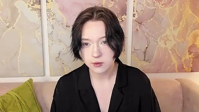 fiamoory online show from November 2025 12:13:02 AM