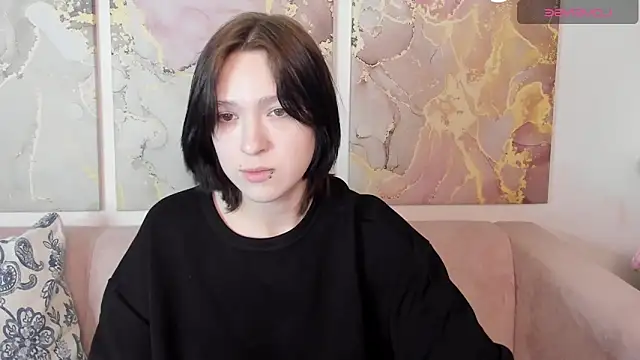fiamoory online show from May 2026 01:23:02 AM