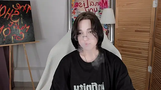 fiamoory online show from May 2026 08:32:01 AM