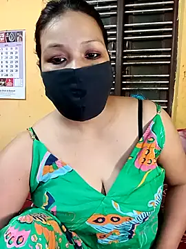 Radhikadavi879 online show from February 2025 05:04:02 PM