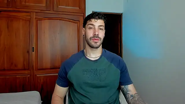 Guyinthemountain online show from May 2026 03:18:01 PM