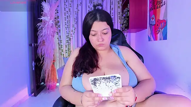 JulietaKane online show from May 2026 10:03:01 PM