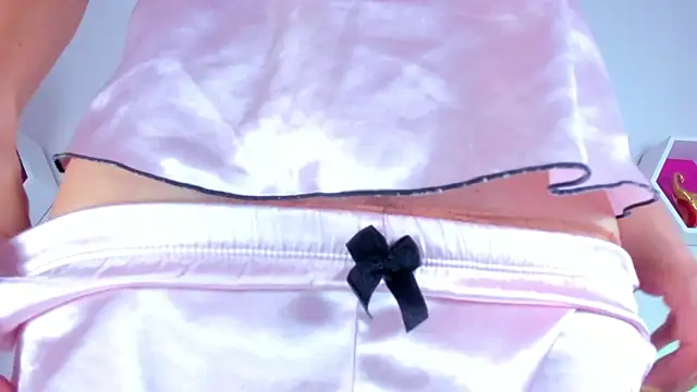 Snapshot of _jade_white_ chatting on January 2025 08:29:01 AM jade white online show from January 2025 08:29:01 AM