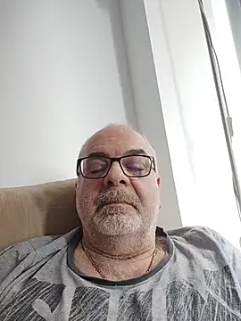 Satiro Sevilla online show from February 2026 05:31:01 PM