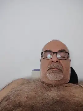 Satiro Sevilla online show from May 2026 10:37:01 PM