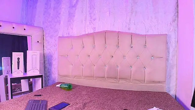 Snapshot of Strella_ferrera chatting on January 2026 04:39:02 AM Strella ferrera online show from January 2026 04:39:02 AM