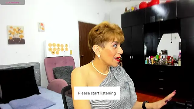 Snapshot of Angelina_Stone_65 chatting on May 2026 12:38:01 AM Angelina Stone 65 online show from May 2026 12:38:01 AM