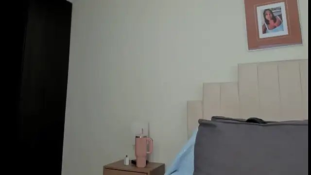 IsabellaaSmith online show from May 2026 12:54:02 PM