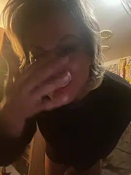 HoneyBdaQueen online show from January 2025 04:34:01 AM