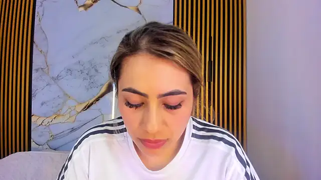 Snapshot of samanthasweeth chatting on October 2025 07:35:02 PM samanthasweeth online show from October 2025 07:35:02 PM