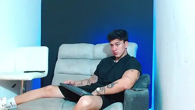 Snapshot of JUSTIN_FULLER1 chatting on March 2026 12:03:01 AM JUSTIN FULLER1 online show from March 2026 12:03:01 AM