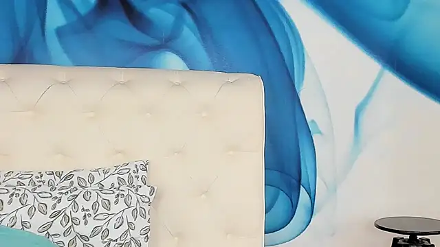 SkinnyDolly online show from June 2026 03:26:01 AM