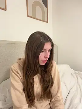 Snapshot of emma05 chatting on December 2024 06:49:02 PM emma05 online show from December 2024 06:49:02 PM