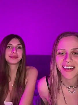 Snapshot of emma05 chatting on January 2025 07:54:01 PM emma05 online show from January 2025 07:54:01 PM