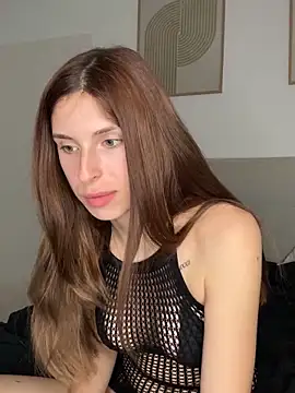 Snapshot of emma05 chatting on February 2025 06:20:01 PM emma05 online show from February 2025 06:20:01 PM