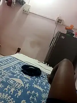 Snapshot of MrNick74 chatting on December 2024 11:05:02 AM MrNick74 online show from December 2024 11:05:02 AM