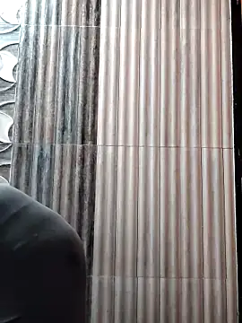 Snapshot of MrNick74 chatting on December 2025 02:07:02 AM MrNick74 online show from December 2025 02:07:02 AM