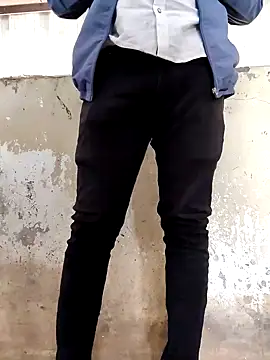 Snapshot of MrNick74 chatting on January 2026 05:20:01 AM MrNick74 online show from January 2026 05:20:01 AM