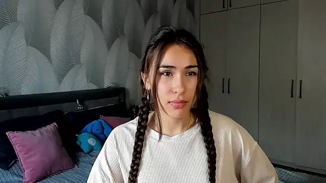 Bambiii bby online show from September 2025 01:21:01 AM