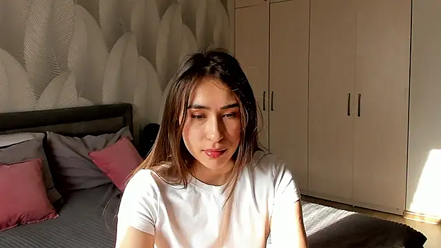 Bambiii bby online show from April 2026 02:20:02 AM