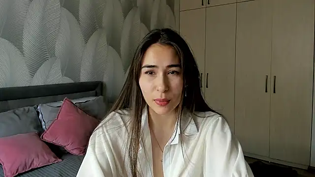 Bambiii bby online show from May 2026 05:47:01 AM