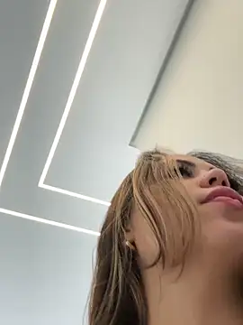 lariic online show from March 2026 01:13:02 PM