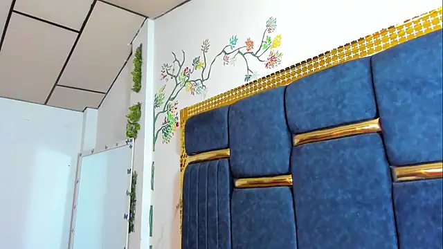 skaysanchez1 online show from November 2025 08:03:01 PM