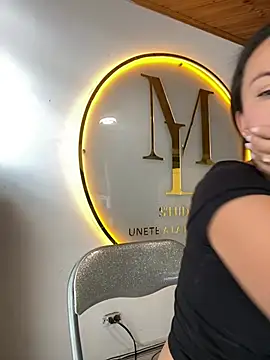 im lorein online show from January 2025 03:11:02 PM