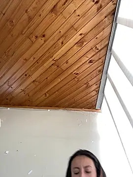 im lorein online show from February 2025 06:53:01 PM