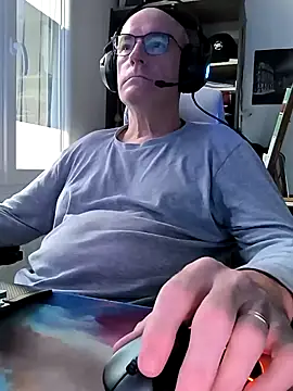 bogland33 online show from February 2025 04:15:01 PM