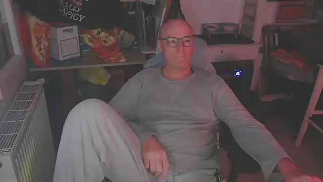 bogland33 online show from March 2025 10:27:02 PM