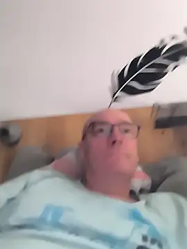 bogland33 online show from September 2025 02:16:02 PM