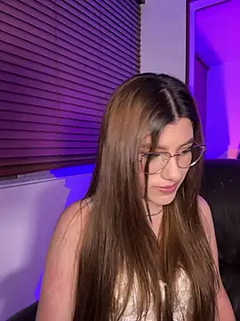 ARITOO  online show from March 2025 03:51:01 AM