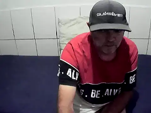 pierdona online show from June 2026 09:15:02 PM