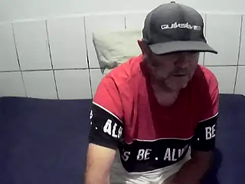 pierdona online show from June 2026 07:40:01 PM