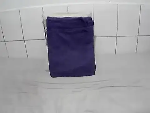 pierdona online show from July 2026 08:33:01 PM