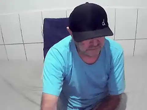 pierdona online show from July 2026 08:11:02 PM